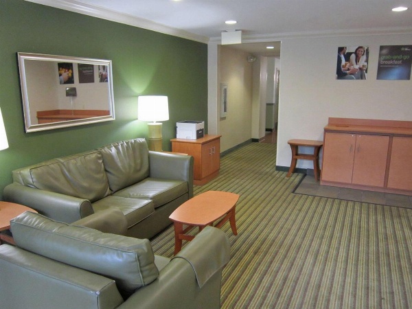 Extended Stay America Suites - Fort Lauderdale - Cypress Creek - NW 6th Way image 2